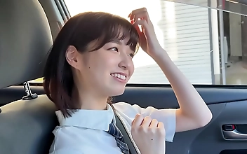 图片 Sizzling Amateur Tempts with Blowjob, Then Gets Nailed