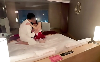 嗯啊 国产三级 Seductive Japanese Clerk Delivers Intense Blowjob & Paizuri