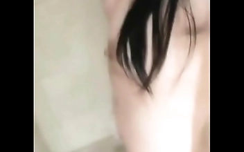h文 AV Star Lets You Rent Her Body for