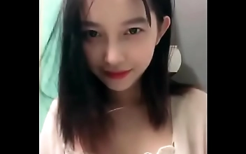 精品 Passionate Night Sultry Brunette's Expert Deep Throat Seduction